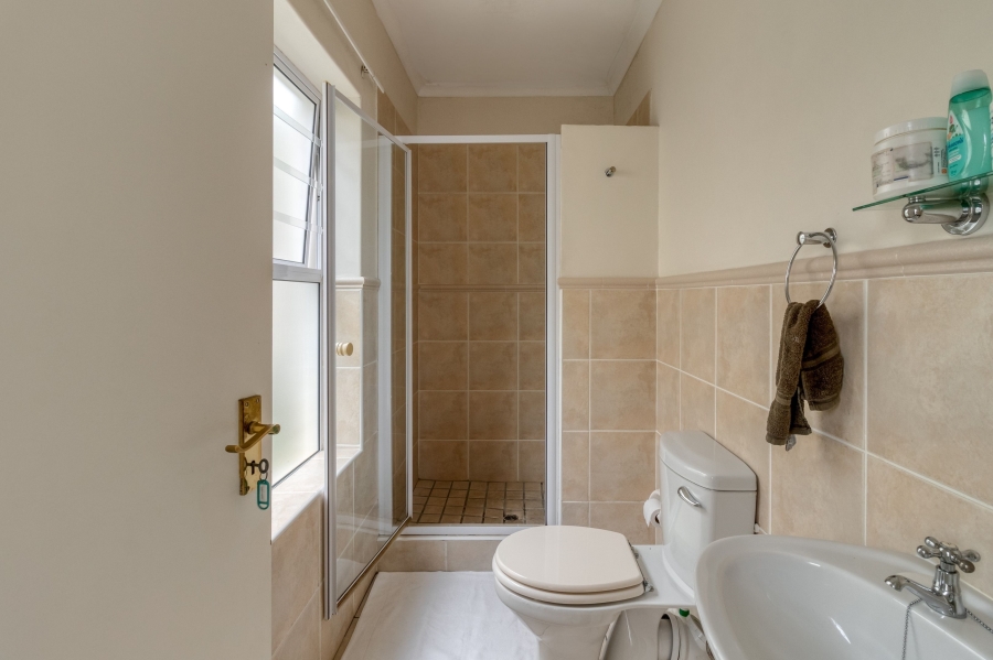 3 Bedroom Property for Sale in Somerset Ridge Western Cape